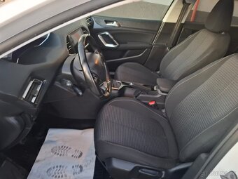 PEUGEOT 308 SW 1.2i 96kW combi, r.21 130000km ČR VELMI PĚKNÝ - 8