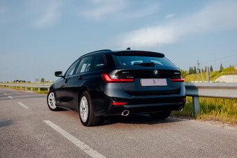 BMW 320d MHEV xDrive Touring, model 2021, len 69000 km, DPH - 8