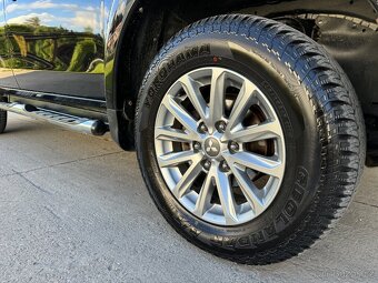 Mitsubishi L200 2.4 DI-D 113kw 4x4 DoubleCap ClearTec - 8