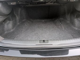 HONDA ACCORD TYPE S 2.4 I-VTEC - 8