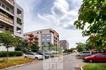 Prodej byty 1+kk, 40 m2 - Praha - Stodůlky, ev.č. 00197 - 8