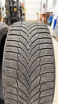 Zimní pneu 225/40 R18 - 8
