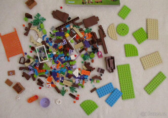 Lego Friends Mia a její domek na stromě - 8