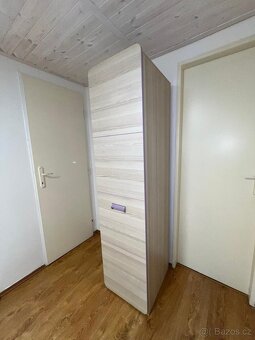 Dívčí dětský pokoj 7 dílů -postel, komoda, skříň, psací stůl - 8