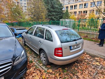 ŠKODA FABIA COMBI STŘÍBRNÁ - 8