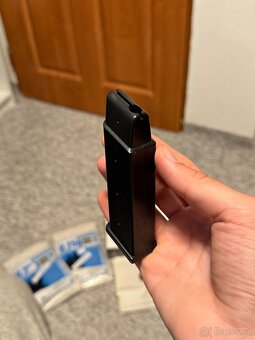 Glock 17 + kuličky, terče - 8