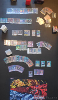 Yu-Gi-Oh Kolekce bez šarže - MEGA kompletní rozlišení - vče - 8