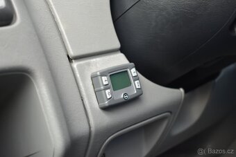 HEZKÝ OPEL VIVARO 2.5 CDTI -- WESTFALIA -- WEBASTO -- SPANÍ - 8
