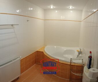 Pronájem bytu 3+1 (112m2) Včelná, ev.č. AK-7772 - 8