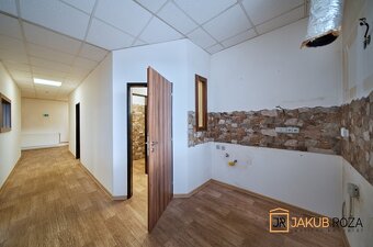 Pronájem kanceláře 159 m² - 8