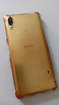 Telefon Sony Xperia L3 - 8