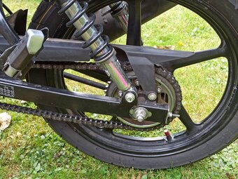 Yamaha YS125 - 8