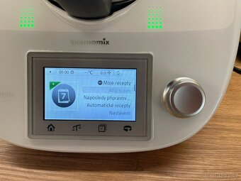 Vorwerk Thermomix TM5 + příslušenství - 8