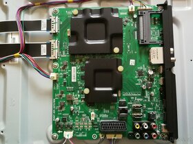 TV Hisense H65M7000 na ND, prasklý displej - 8