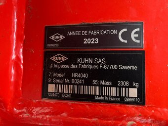 Secí kombinace KUHN HR 4040 D a KUHN VENTA 4030-28 - 8
