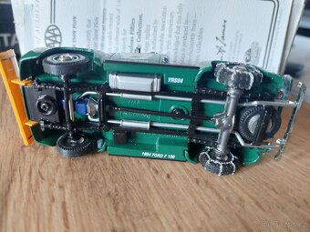 Matchbox yesteryear YRS04-M FORD 100 - 8