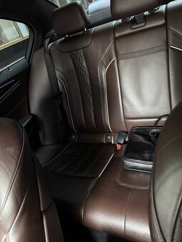 BMW 540i - 8