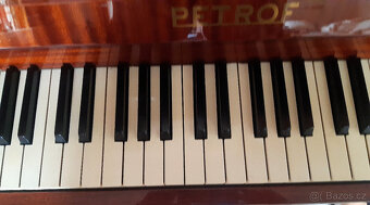 Piano - 8