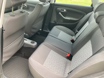 Seat Ibiza 1.4i 16v 63kw bez koroze klima nová stk + me alu - 8