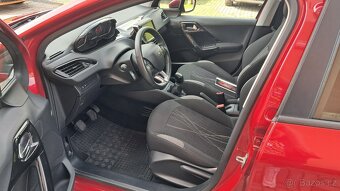 Peugeot 208, 1.2i / najeto 45 000 km 1.Majitel ČR - 8
