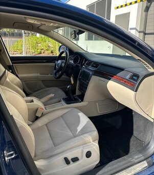 Skoda Superb 2.0 TDI 125 Kw 2010 - 8