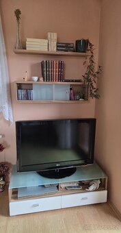 Nábytek do obývacího pokoje, tv stolek, komoda, regál - 8