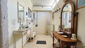 Prodej bytu 3+kk 100 m², via Europa, Silvi, Itálie - 8