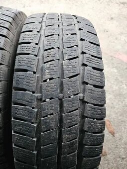 Prodám zimní Pneumatiky 215 65 R 16.C. - 8