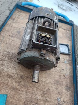 Elektromotor 2,2kw 1430ot 400v motor - 8