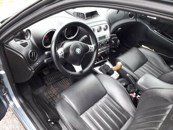 Prodám Alfu 156 Sportwagon- Berlina , TOP stav - 8