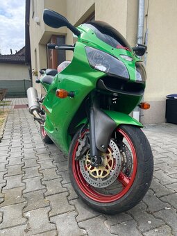 Kawasaki ninja ZX6R - 8