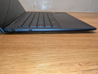 HP Dragonfly G4 | i7 32GB 2TB Touch 1kg | JAKO NOVÝ - 8