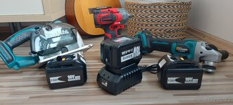 Nabíječka Akumulátorů 18-21V pro baterie Makita 18V, nové. - 8