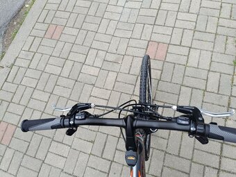 Pánské silniční kolo KTM - 8