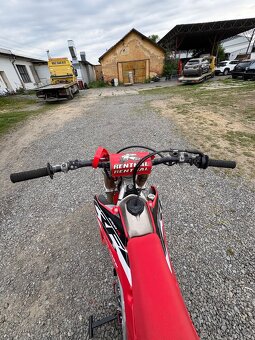 Honda CRF 250R - 8