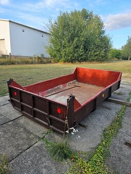 Yanmar B25 + Avie A31 + 2 kontejnery - 8
