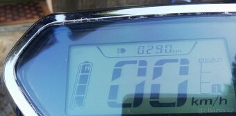 Elektrická koloběžka, TOP stav - 8