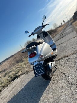 Piaggio Vespa ET4 125ccm - 8
