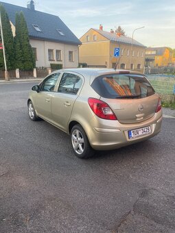 Opel Corsa 1.2i - 8