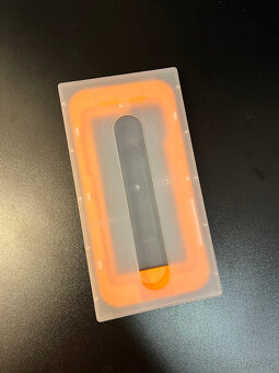 Prodám iPhone 11 256GB mátová - 8