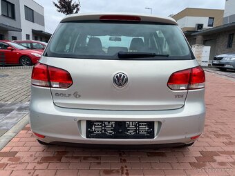 VW Golf 1.6 TDI, r. 10/2012, klima, ALU kola, nová STK - 8