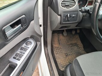 Ford Focus 1.6 TDCi - 8