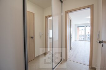Pronájem byty 1+kk, 33 m2 - Praha - Háje, ev.č. N08026 - 8