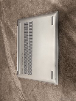 Lenovo IdeaPad Slim 5 14ABR8 – Cloud Grey (celokovový) - 8