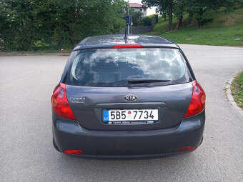 Kia Ceed 1.6i klima+alu.kola+1.majitel ČR - 8
