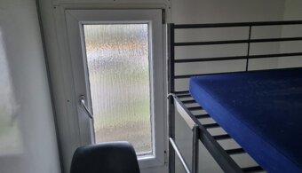 Obytný přívěs karavan - 8