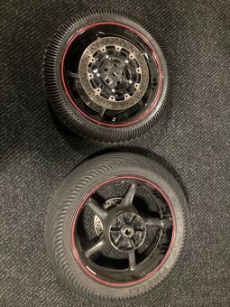 Yamaha R6 okruhovka - 8