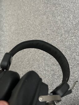 Sluchátka bezdrátová - 8