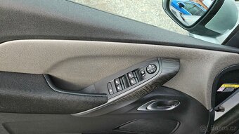 CITROEN C4 PICASO 1,6 HDI 115 INTENSIVE - 8