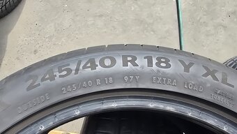 Letní pneu 245/40/18 Continental - 8